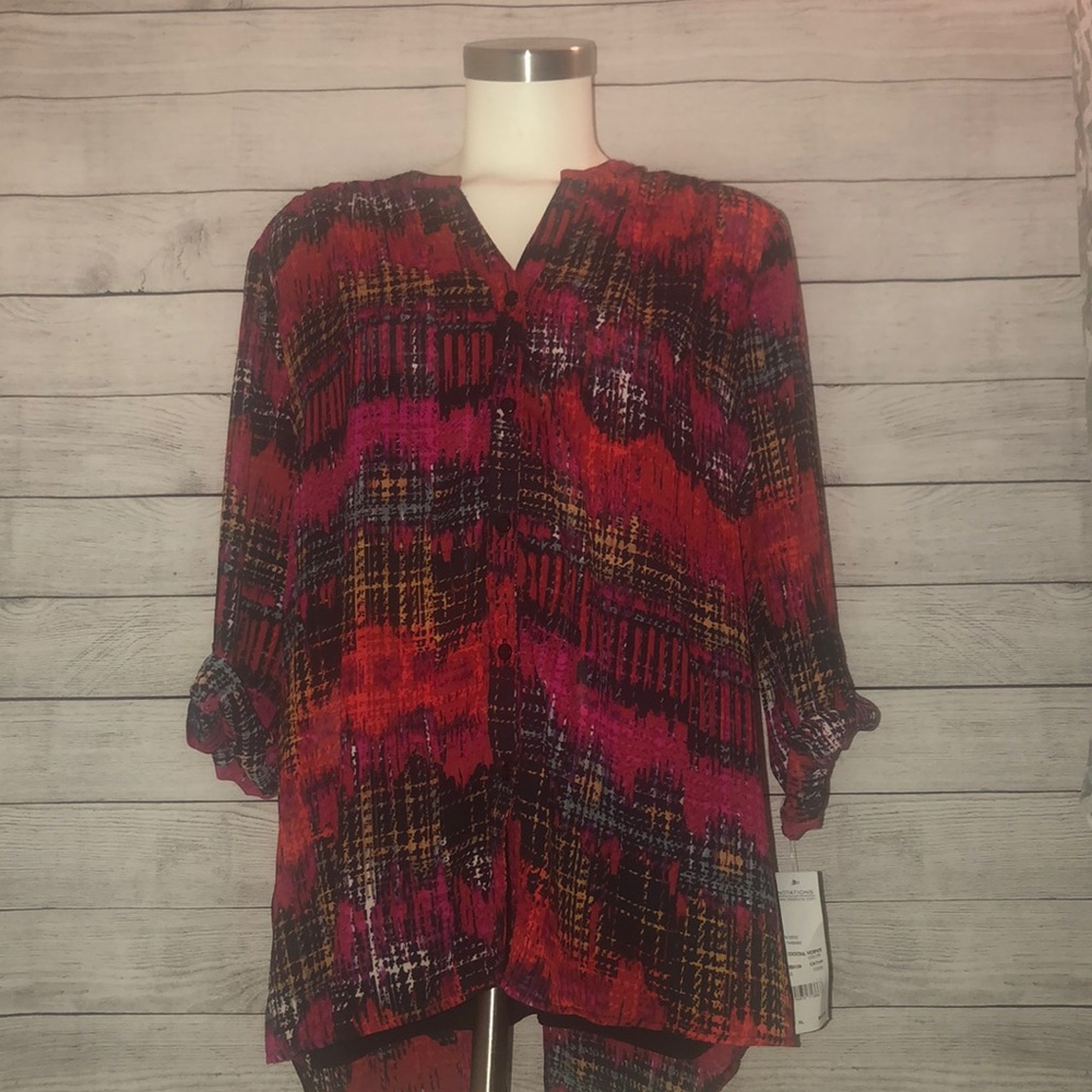 Notations high low button down top
